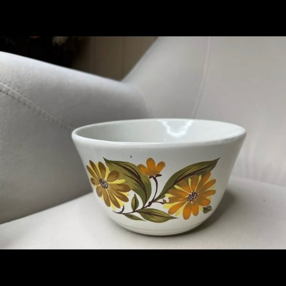 Vintage 70s Capri Bake Serve N Store Stoneware Mixing Bowl RETRO Daisy Flowers - Picture 2 of 4